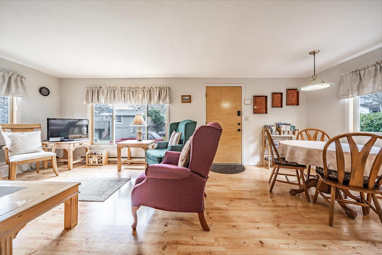 Abigail'S Bed And Breakfast Inn แอชแลนด์ ภายนอก รูปภาพ