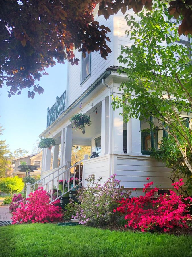Abigail'S Bed And Breakfast Inn แอชแลนด์ ภายนอก รูปภาพ
