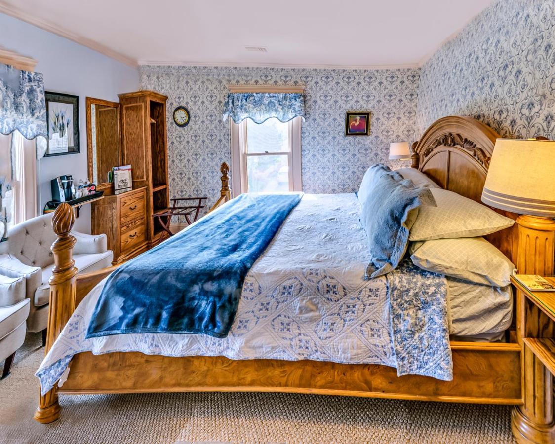 Abigail'S Bed And Breakfast Inn แอชแลนด์ ภายนอก รูปภาพ