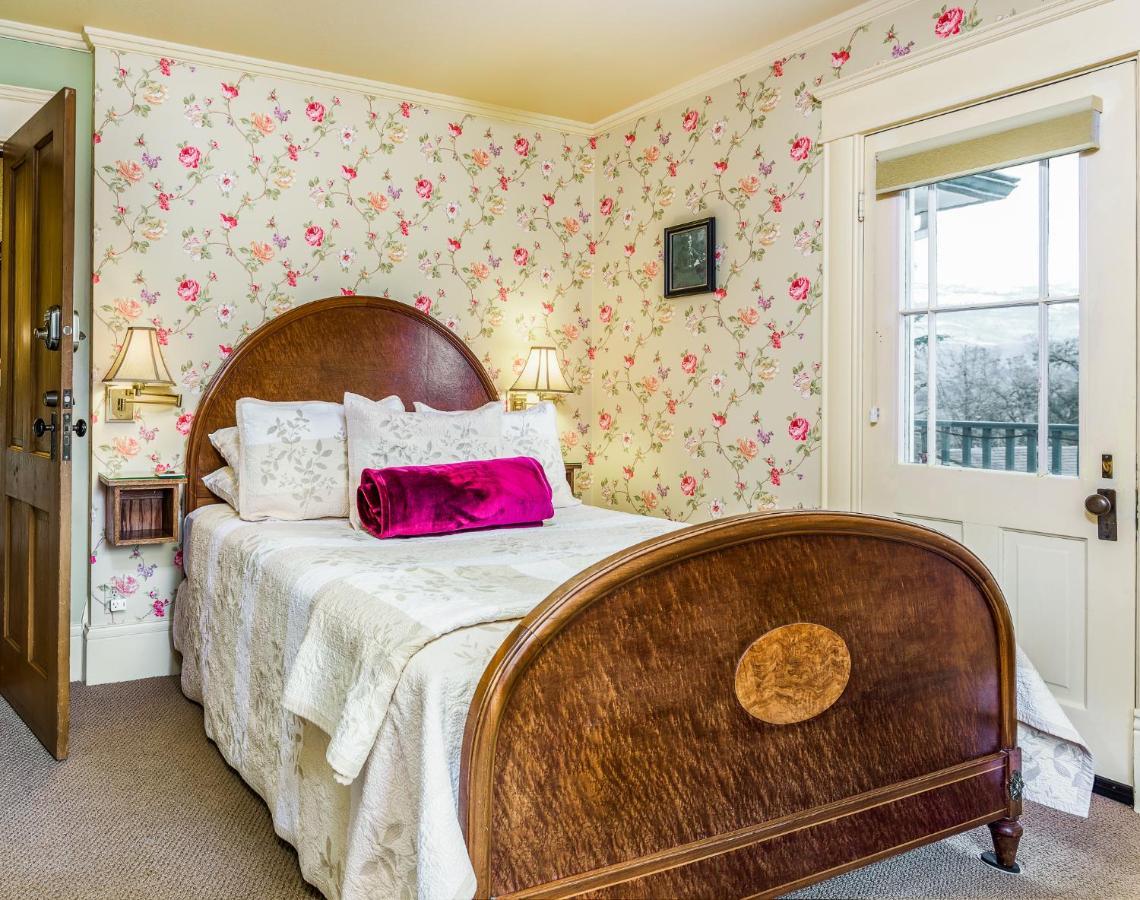 Abigail'S Bed And Breakfast Inn แอชแลนด์ ภายนอก รูปภาพ
